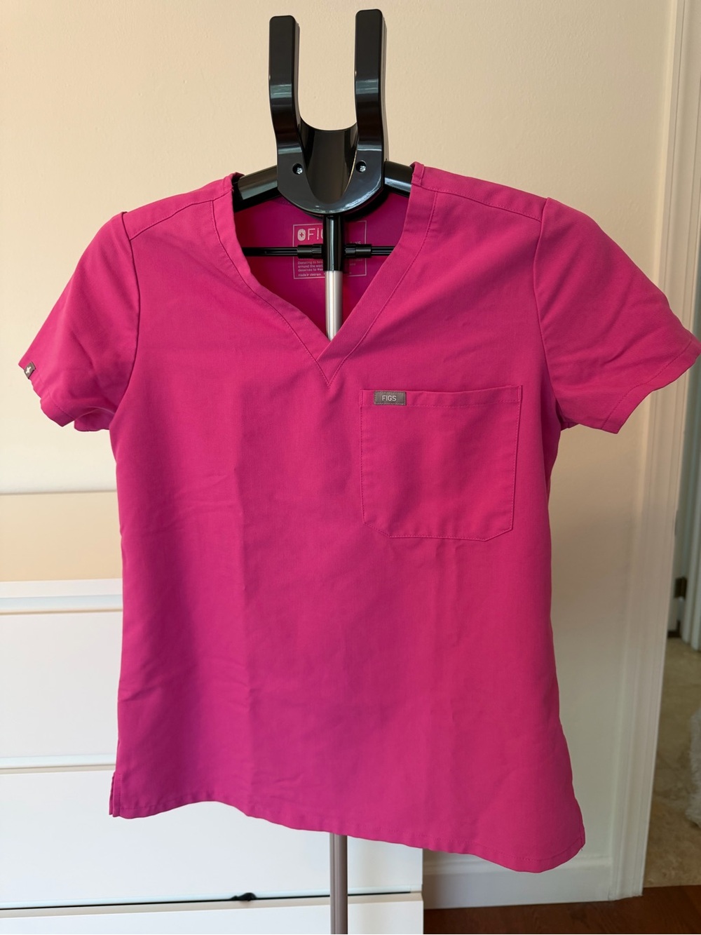 FIGS XS Set Electric Orchid Pink